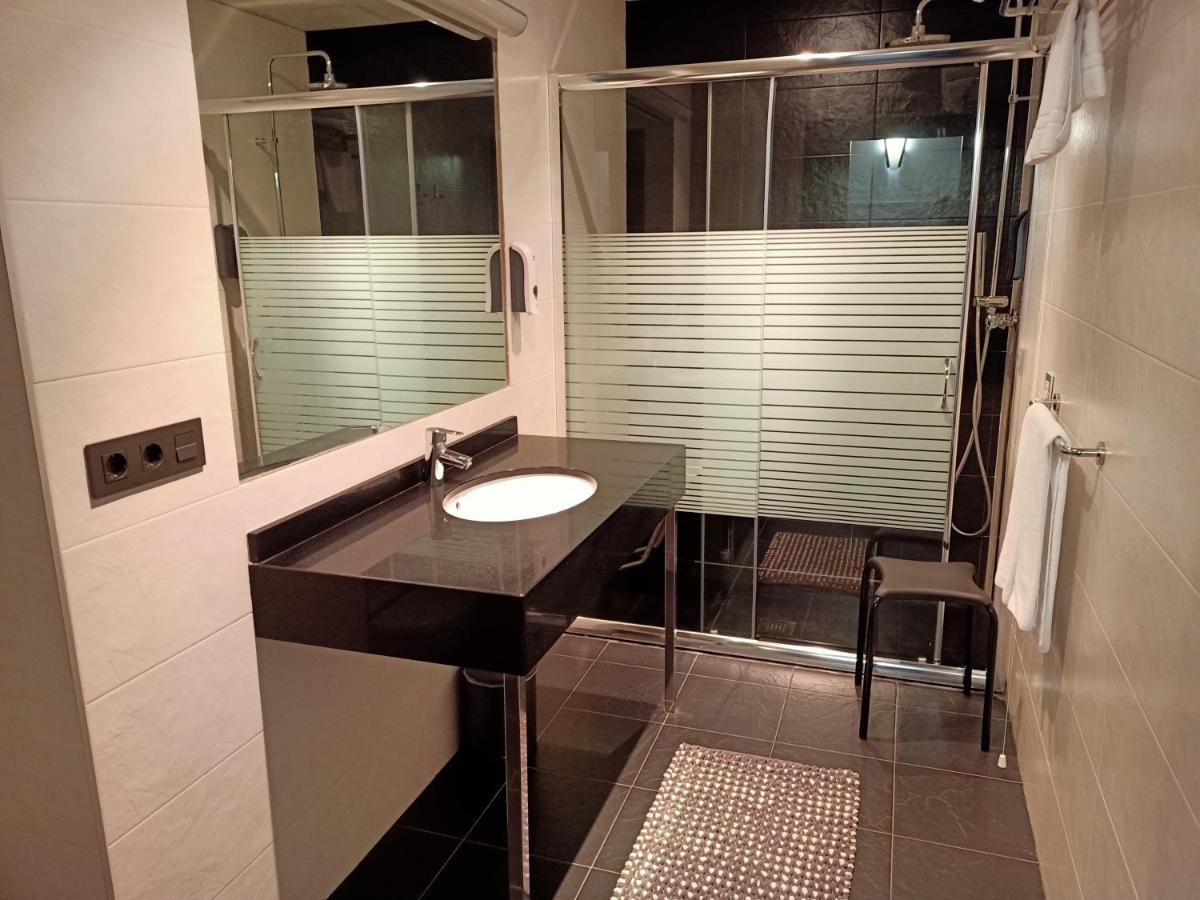 Tresanea Apartamentos Ituren Eksteriør billede