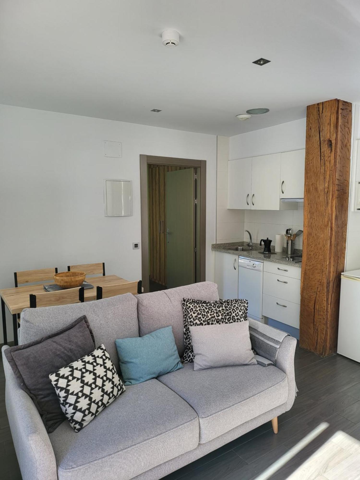 Tresanea Apartamentos Ituren Eksteriør billede